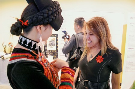 何以打动世界？解锁乐山非遗品牌甘嫫阿妞的“出圈”密码