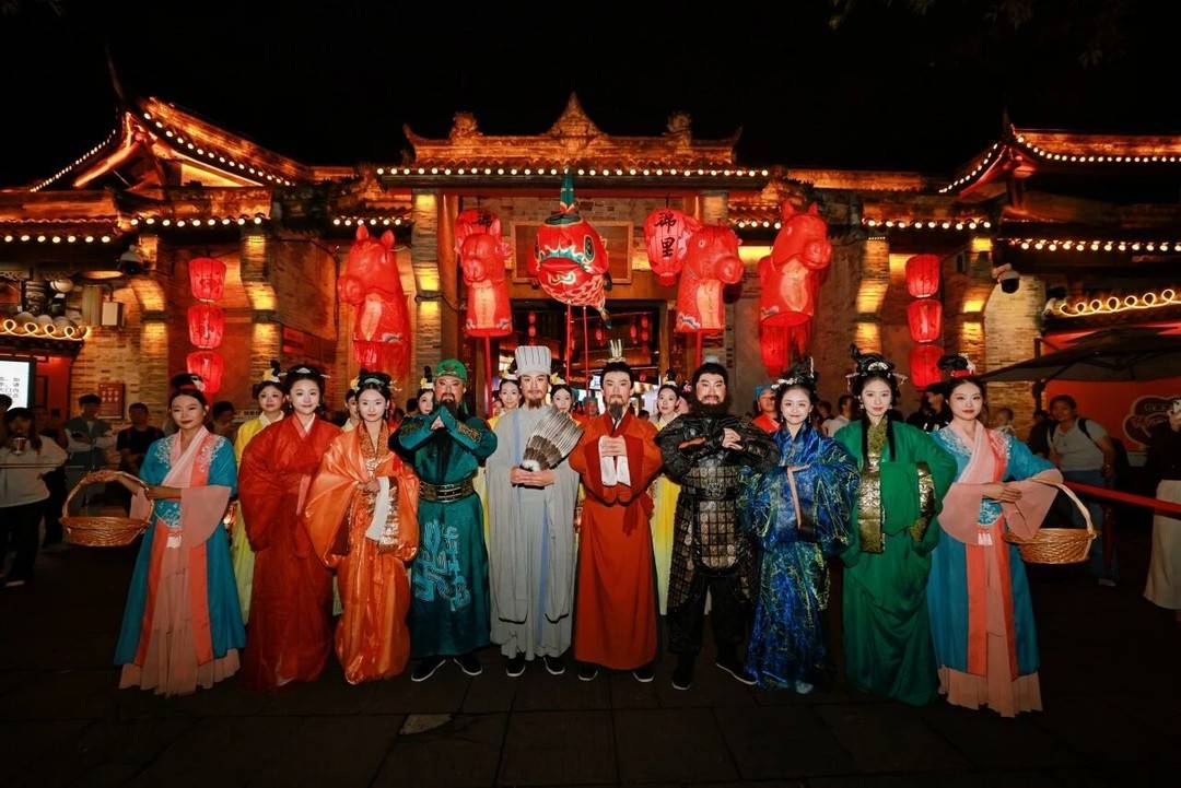 看特展、逛雅集、吟诗词……国庆假期打开四川各大博物馆的N种方式！