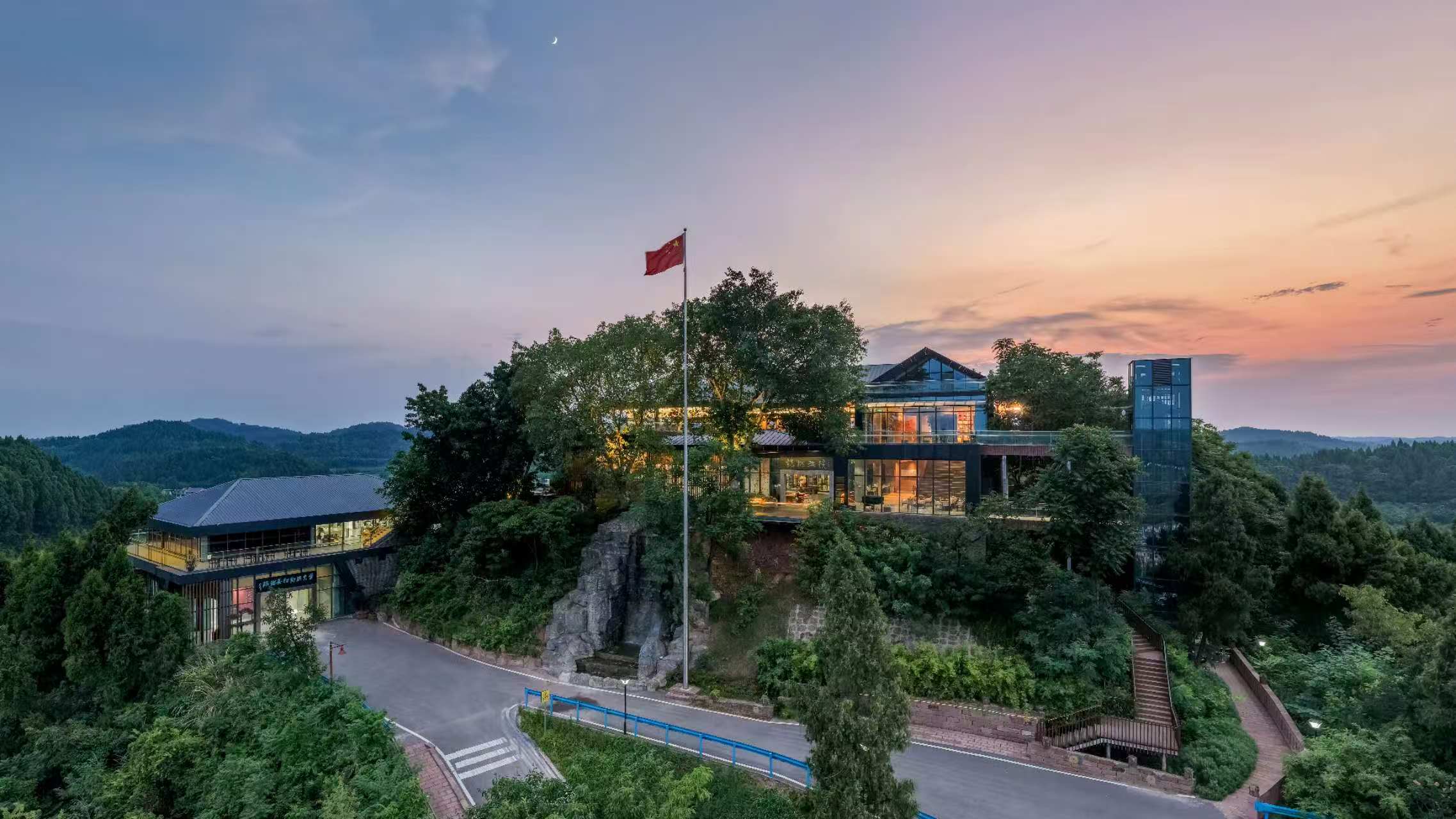 龙翔书院艺术民宿