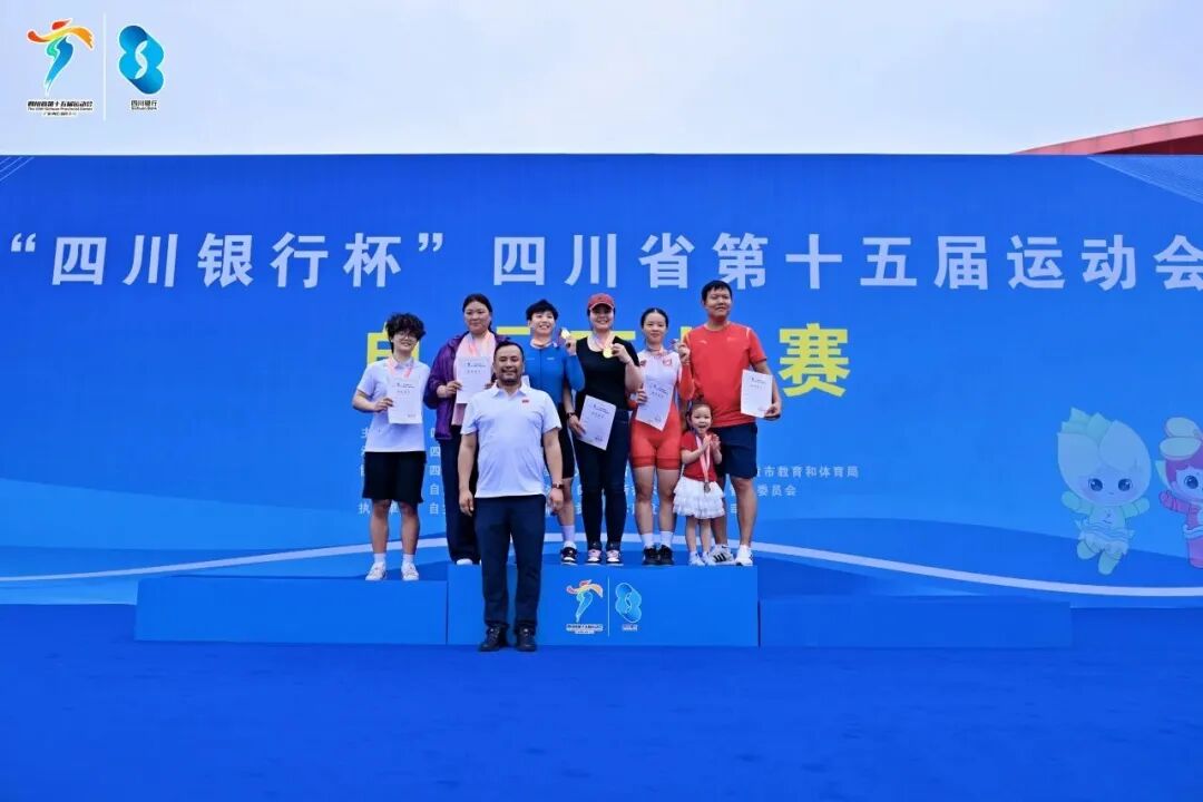 省运会拿下一金一银，为遂宁姑娘唐莉萍点赞！